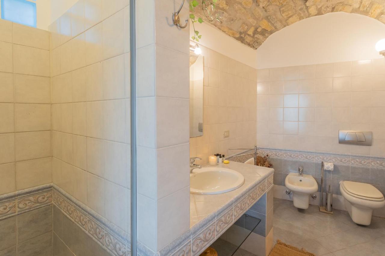 Simons Apartment With Amazing View By Rent All Como Блевіо Екстер'єр фото